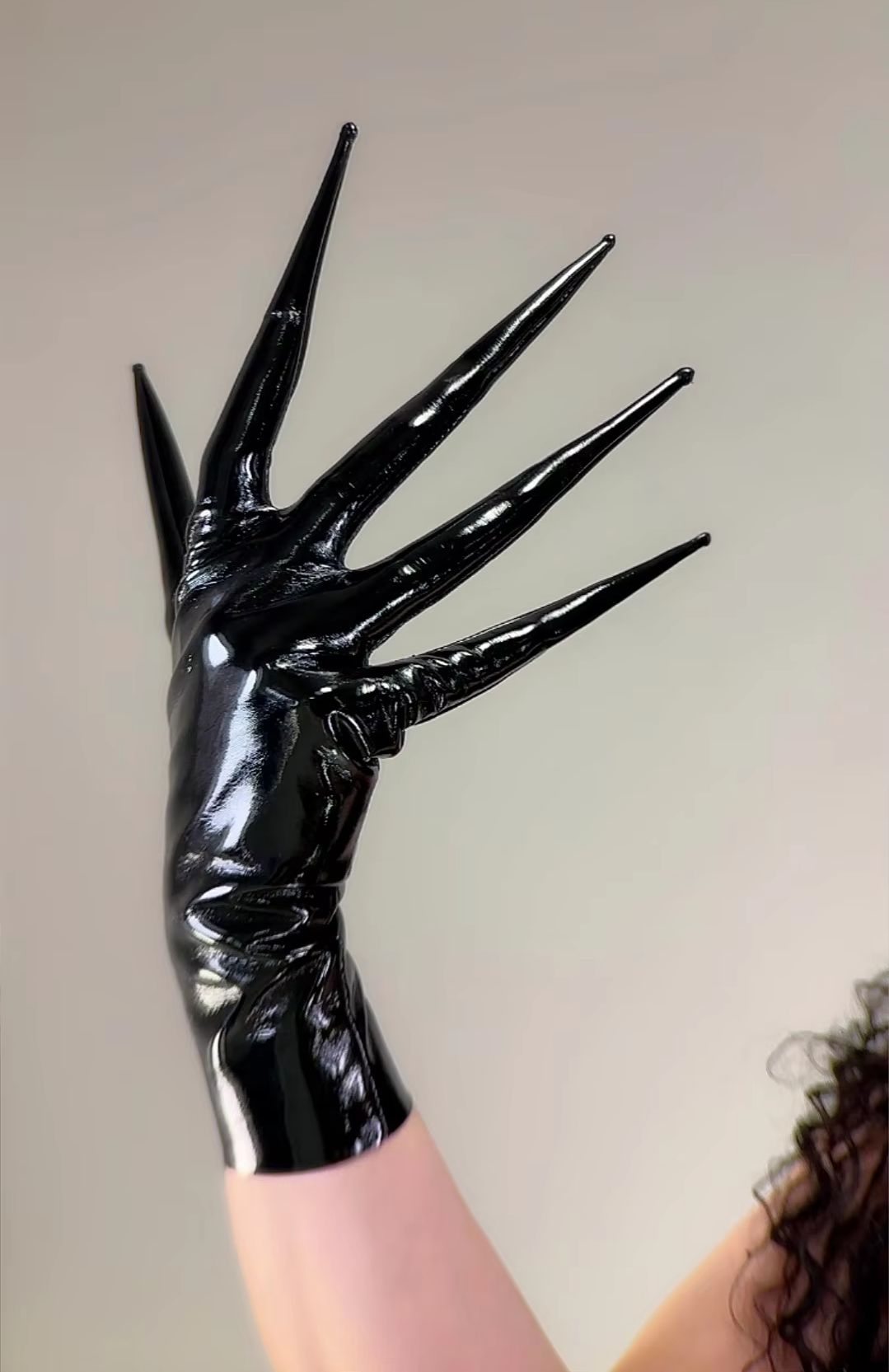 Patent Leather Shine - Shine Black CLAW HANDSCHOENEN GEPUNTE VINGER