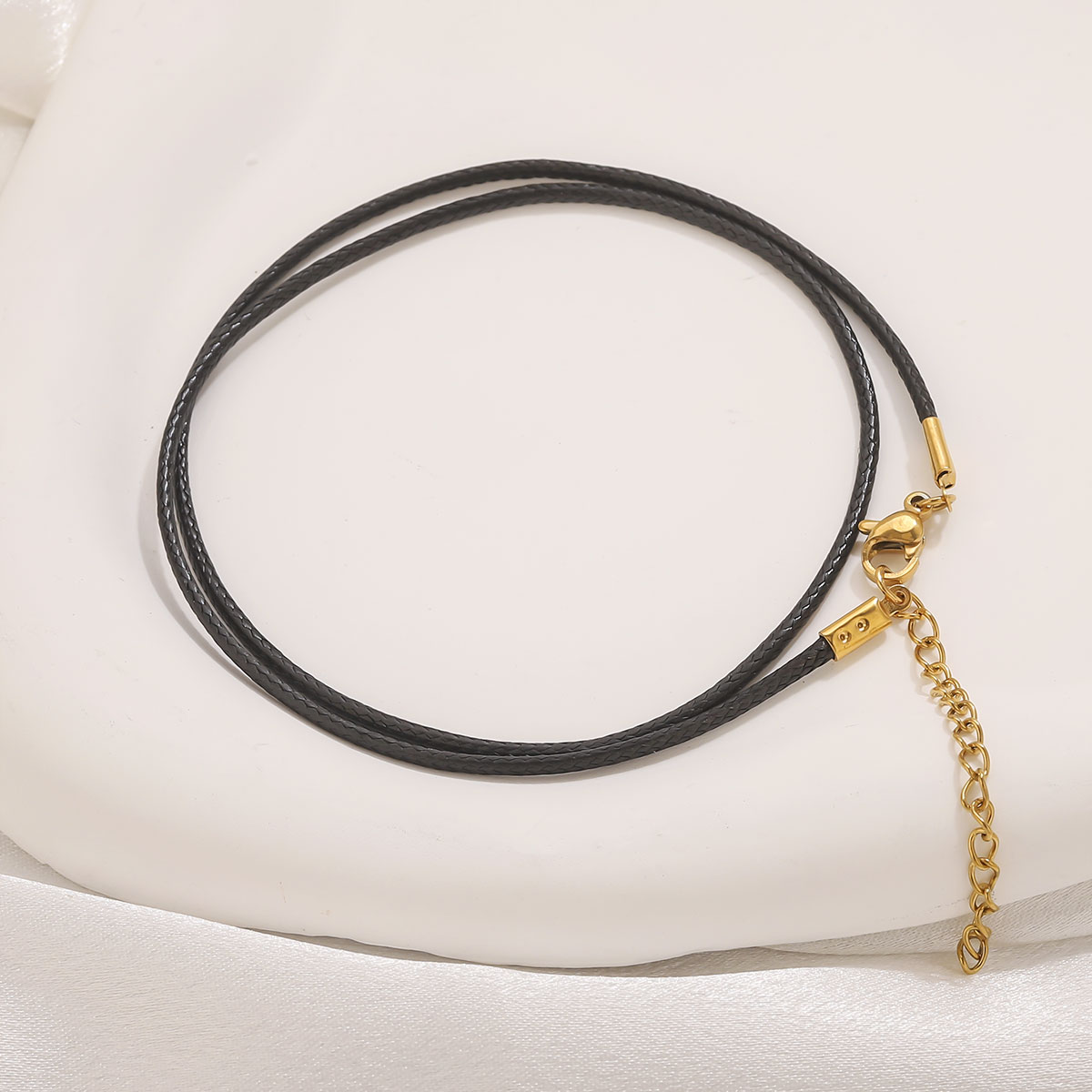 5 stuks lederen koord ketting  - Patent Leather Shine recensie en prijs