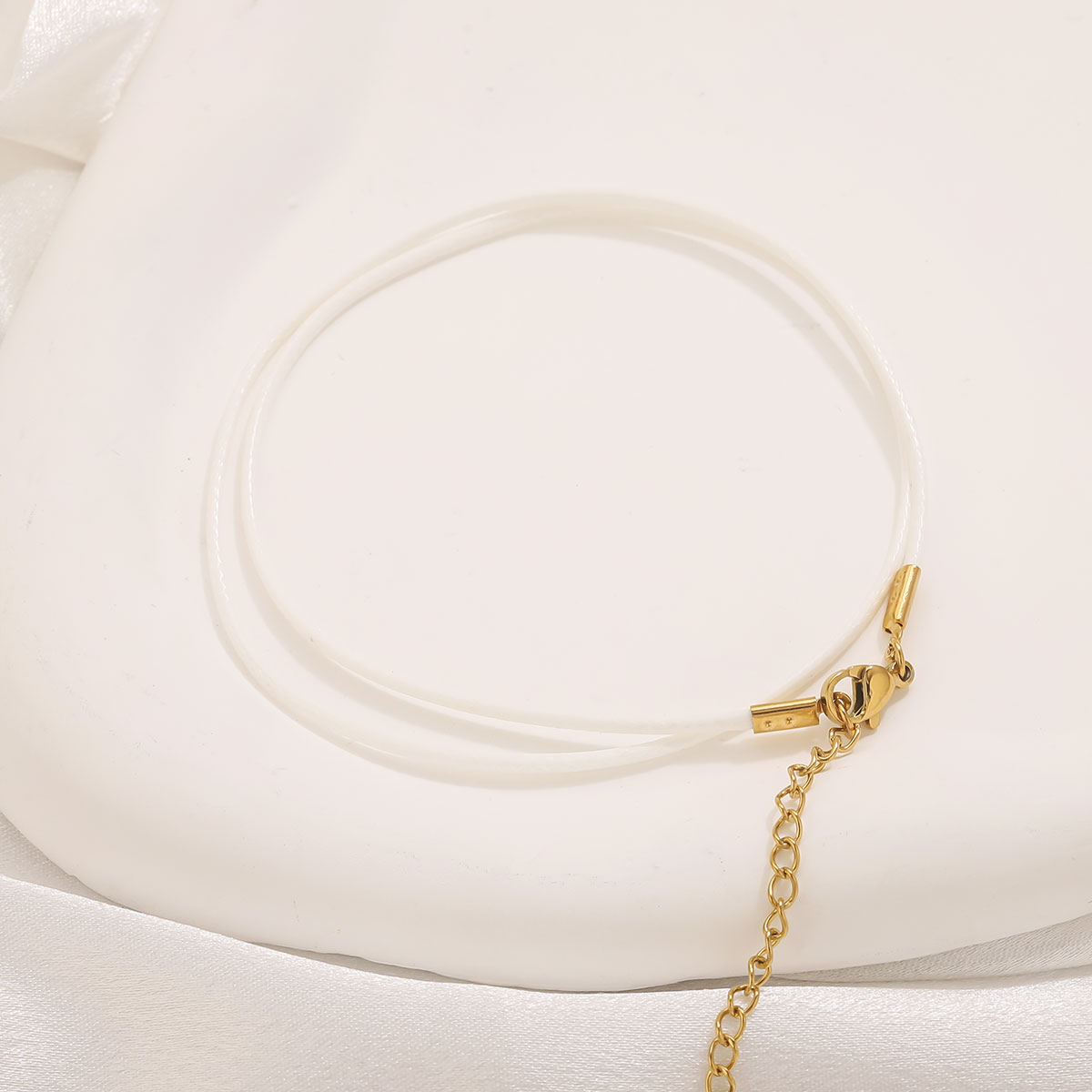 5 stuks lederen koord ketting  - Patent Leather Shine recensie en prijs